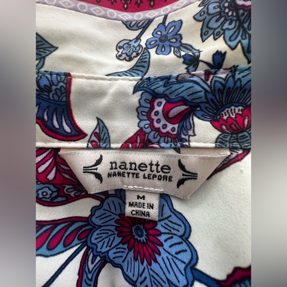 Nanette Lepore Floral Print Button Down Blouse – Size M - Picture 3 of 6